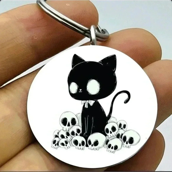 Hot Cute Horror Art Kitty Cat Skull Scary Art Design Animal Gothic Keychain - Picture 1 of 1